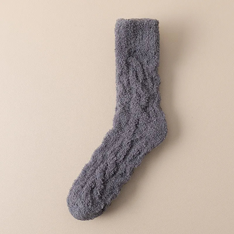 Flauschige Socken für den Winter